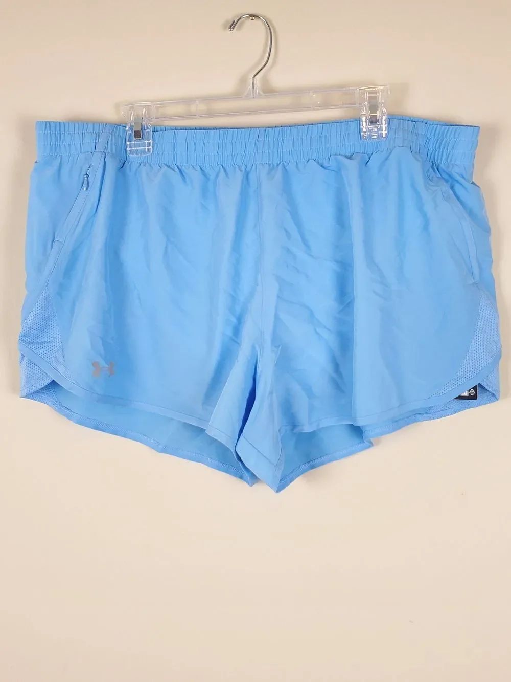 Under ArmourโLight Blue Loose Fit Shorts Size 2XL